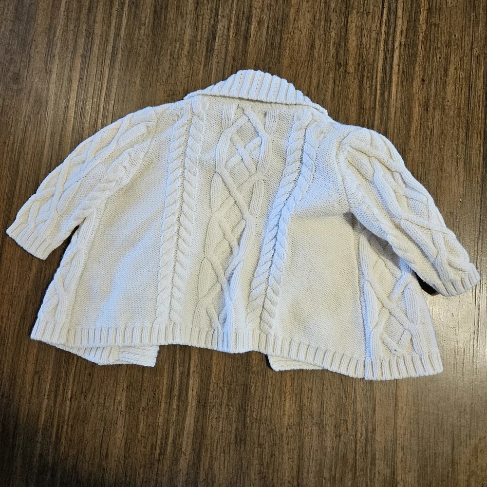 Baby GAP Off-White Cable Knit Cardigan Sweater Infant Size 3-6 months